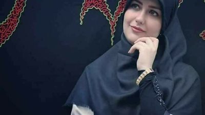كنت فى بيت ابويا شايفه 