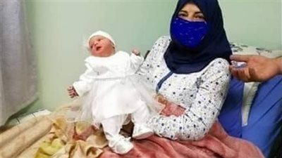 اليتيمة 