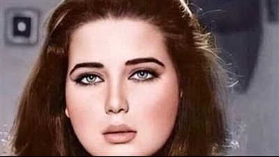 بنات الفنانة زبيدة ثروت (الأربع) يخطفن الأنظار بجمالهن الخرافي كل واحده اجمل من الثانية !