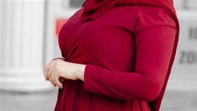 اشيل النقاب من على عروستى الاقى اختها كامله