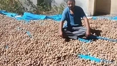 شوفو رب العباد لما يحب يكافئ عبده