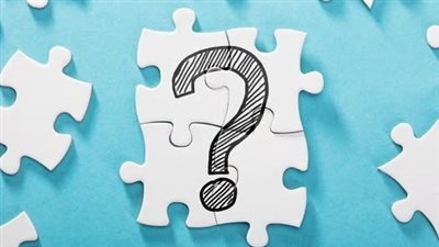 ما اسم الفاكهة التي ټموت إن أكلت أول حرفين منها؟