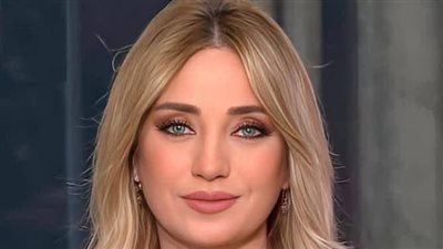 ما هذا الجمال ؟ ♥️ ♥ شاب يمني إسمه عمر العمودي قرر يرسل رسالة غزل للمذيعة المشهورة كريستيان مذيعة قناة الحدث