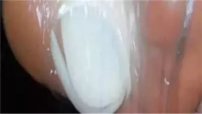ماذا يحدث بعد وضع البصل أسفل باطن القدم مفاجأة ستحدث لأي رجل متـزوج سبحان الله
