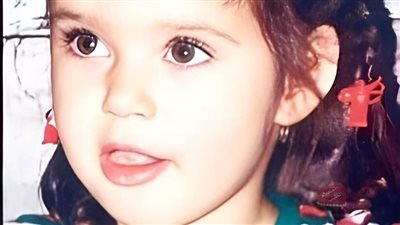 هذه الفتاة الجميلة اصبحت فنانة معروفة