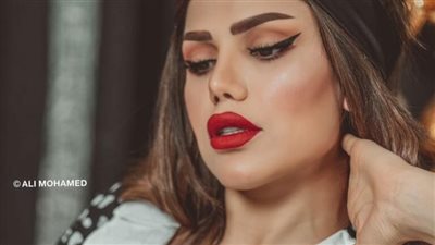 انا ارملة شديدة الجمال والجاذبية بشهادة كل من رأني وهذه قصتي ..