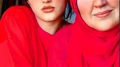 أرملة لديه ابنه