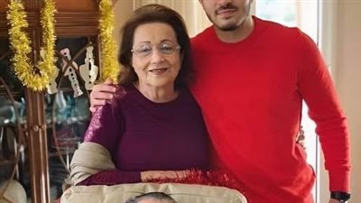 السيدة سوزان مبارك اختفت عن الأنظار تماما منذ يناير 2011، وسط تساؤلات هي فين؟