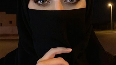  متزوج ولديه 4 أبناء