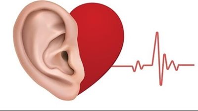 أعراض أمراض القلب.. 4 علامات غامضة تظهر في الأذن وتنذرك قبل فوات الأوان