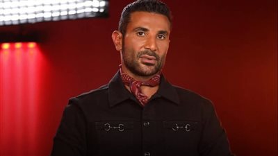 على طريق السخنة عمرو سعد يكشف تفاصيل حالة شقيقه أحمد بعد الحاډث