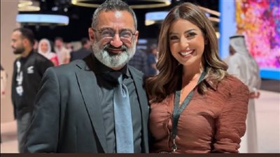 رجل في السبعين عاد بقوة شاب في العشرين سر ملعقة زيت القرنفل مع هذا المكون قبل النوم الذي يعيد إليك شبابك الضائع!