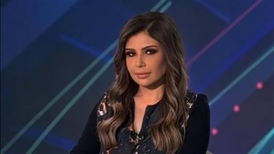 وداعا لزراعة الشعر.. رشة واحدة من هذا المكون الطبيعي تنبت الفراغات وتوقف الصلع في 3 أيام!